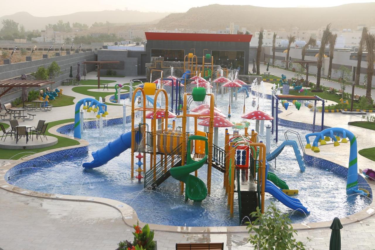 Amaaria Aquapark Resort Villas & Chalet Rijád Kültér fotó